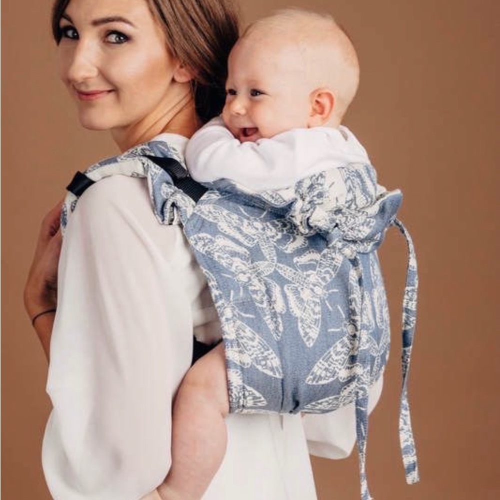 Beautiful Lenny Lamb Onbuhimo Carrier